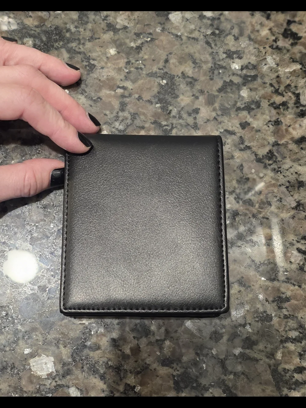 Classic Black Leather Men's Bifold Wallet
